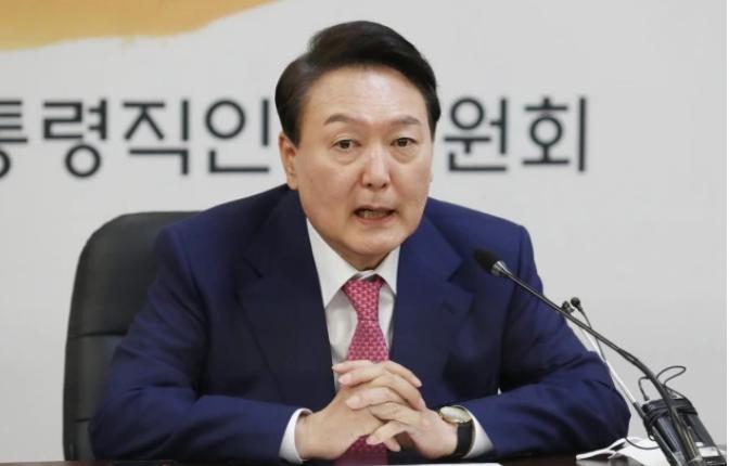 韩国今天又换总统了，100多天换了4位。
你可能不知道韩国总统是谁，很多韩国人也