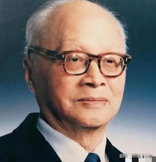 1960年，苏联违约，召回了在华科学家。临走时，一苏联专家悄悄告诫核研所，你们有