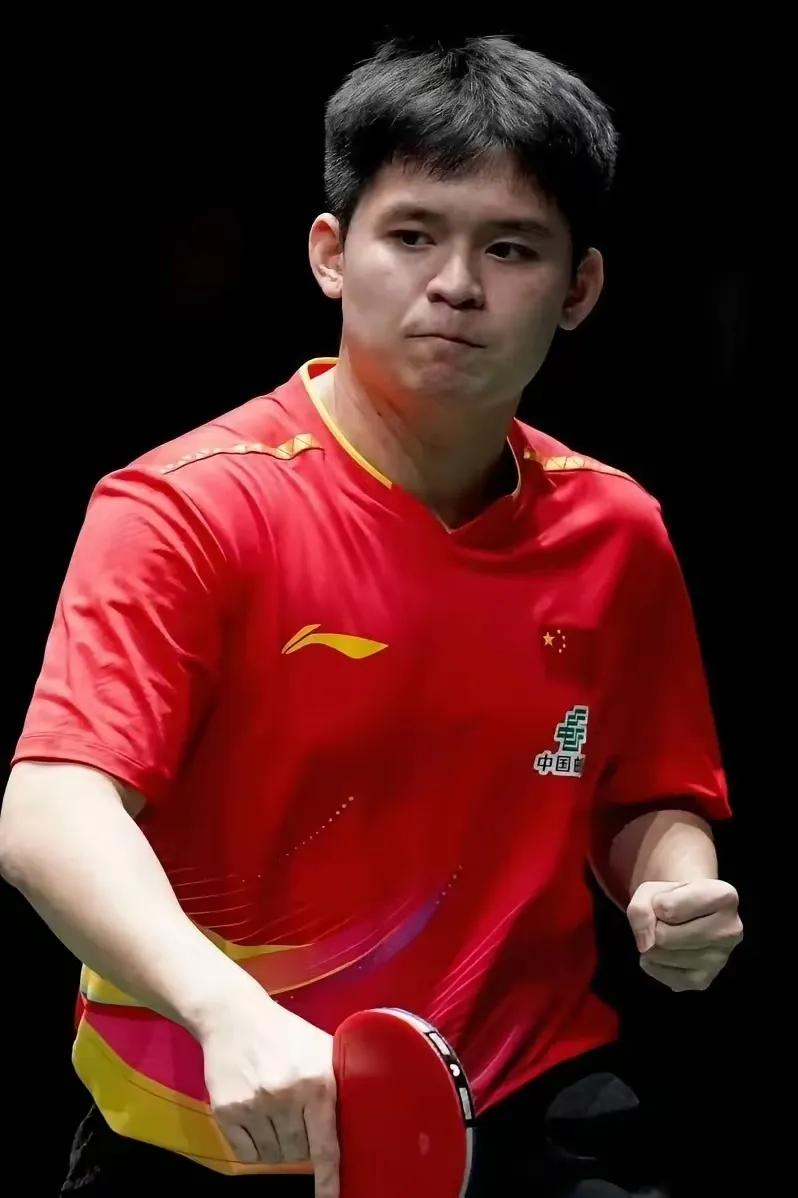 韩国队藏王牌搞突袭？
00后林诗栋用实力告诉你：
国乒小将从不怕硬仗！
 
本以