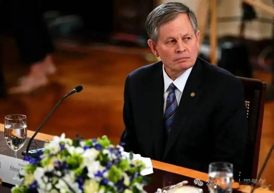 支持率大跌，特朗普派心腹来华探路，有件大事要请中国帮忙？终于，特朗普要派人来北京