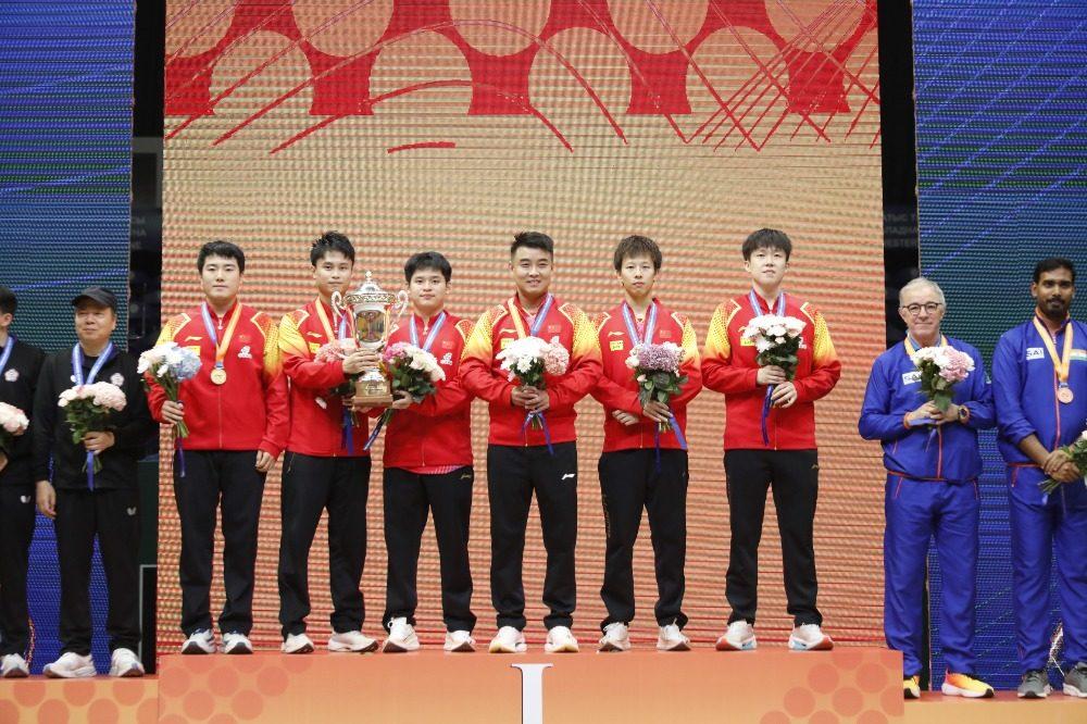 10月15日，乒乓球亚锦赛男团半决赛，中国队对阵日本队，最终国乒男团上演大逆转，