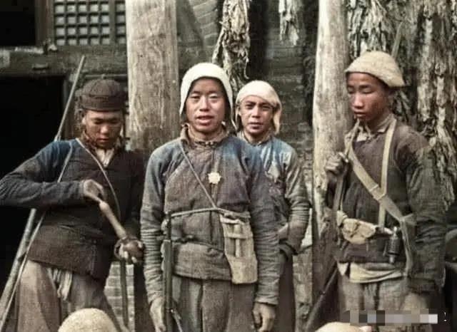 1942年鬼子想修水电站，走进工棚气疯：所有锅碗瓢盆全被人砸烂了

1942年，