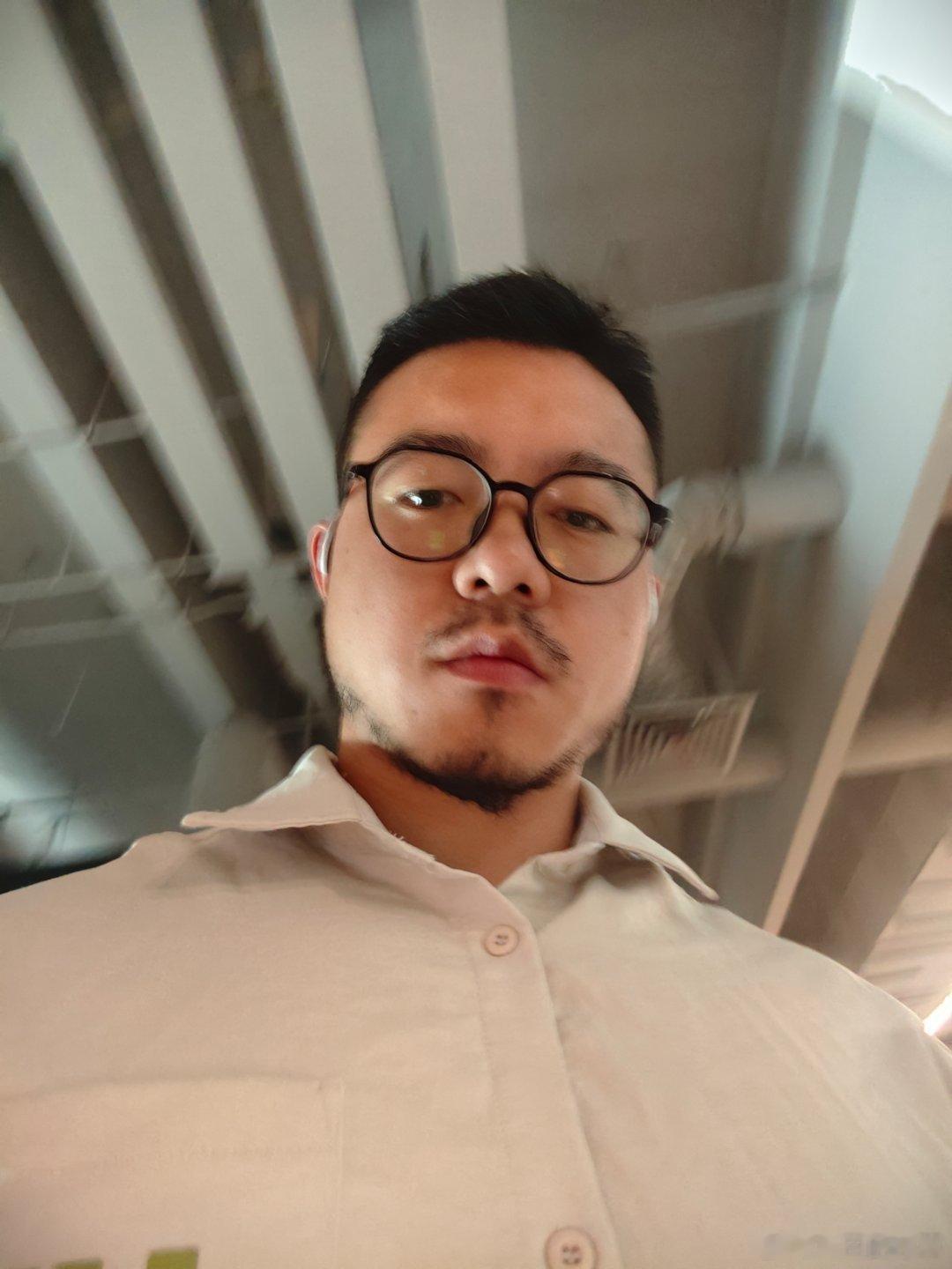 好想下班，好想吃麦当劳