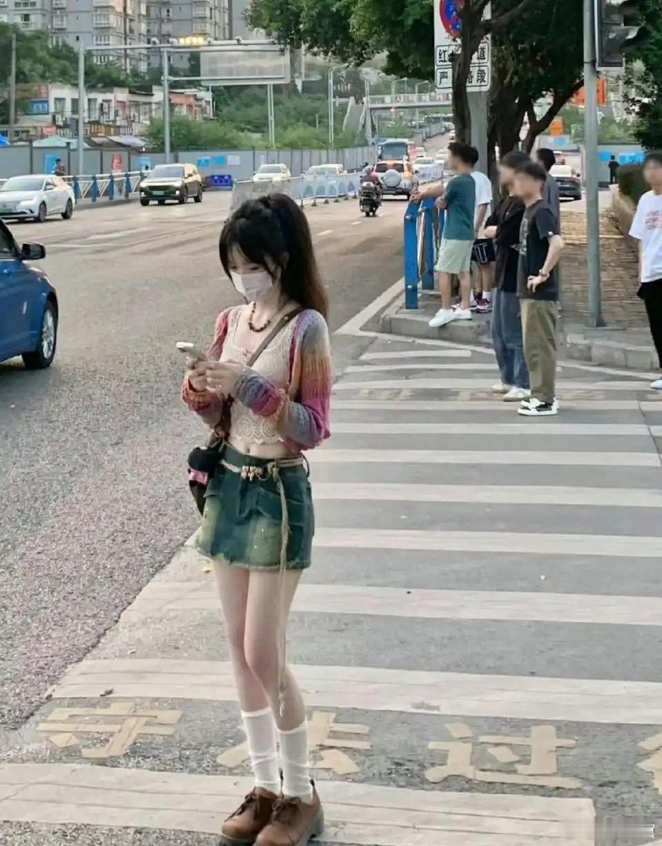什么样的条件才能追这种小姐姐 
