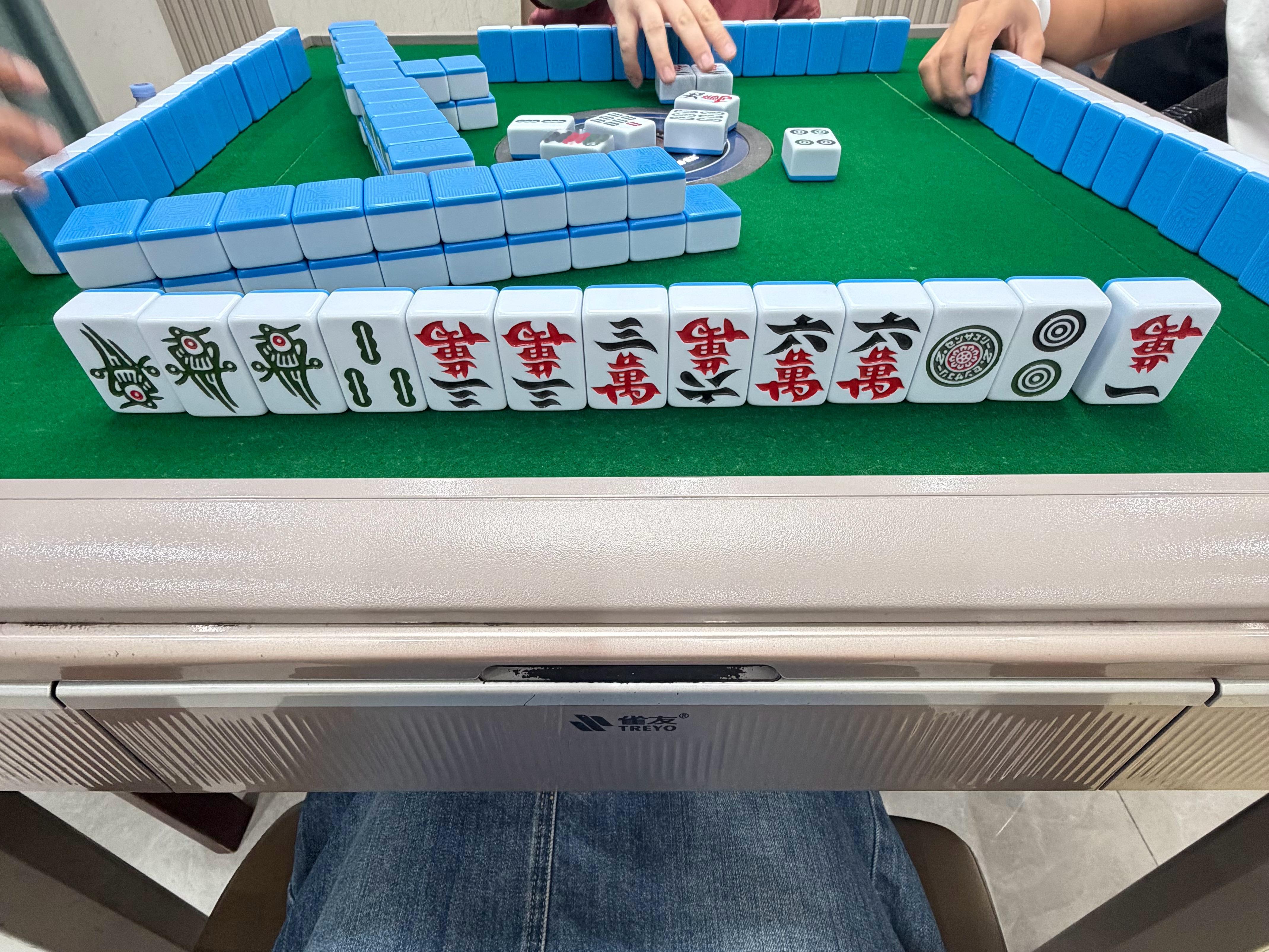 今日战绩 输1 [淡淡的][淡淡的][淡淡的]  ​​​