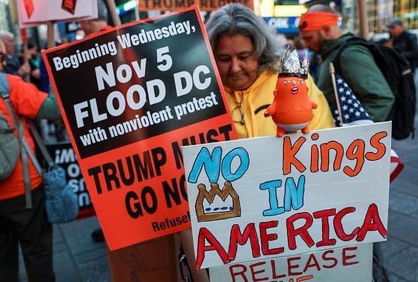 究竟是哪些人在支持特朗普？特朗普的支持率虽然已经跌至他第二个任期内的最低水平，但