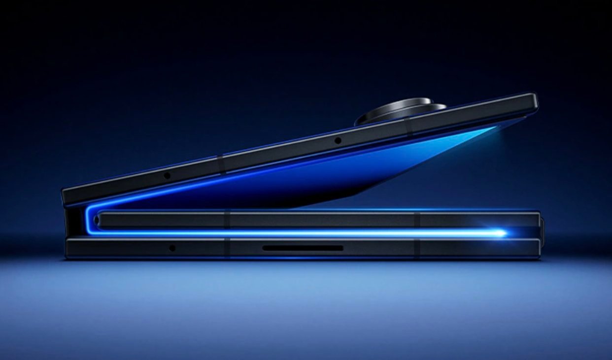 曝三星三折叠屏手机面临退市退就退吧，三星这个，确实做得没有华子好，有点强行上的感