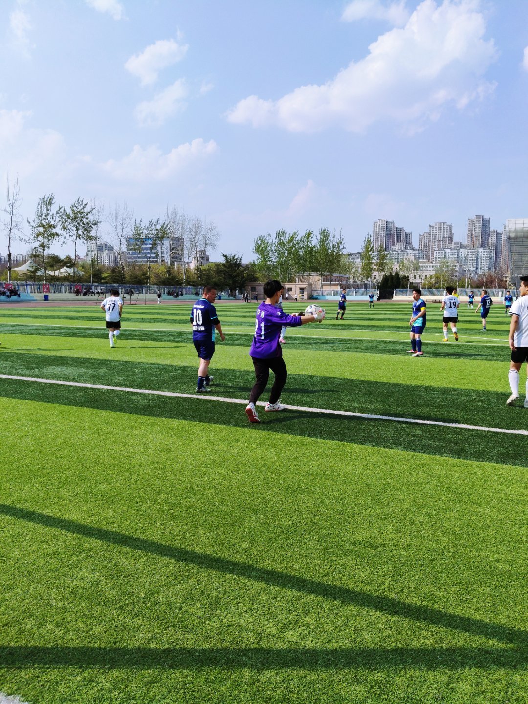 潍坊学院第十届足球比赛。潍坊学院 潍坊·潍坊学院体育场