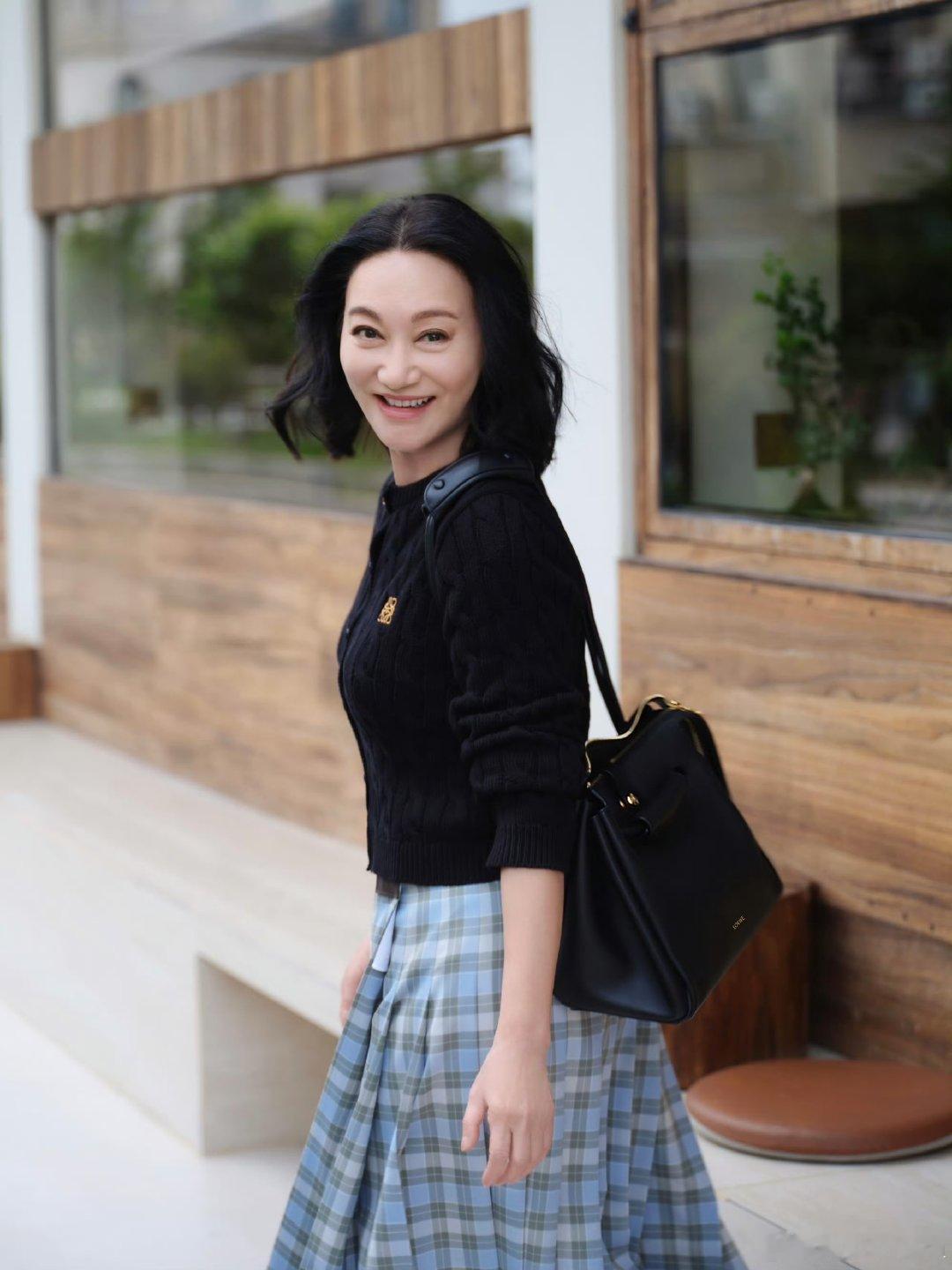 惠英红 不服气不会输 谁没在低谷尝过无助？她偏不向命运低头，台词少就琢磨情绪，镜