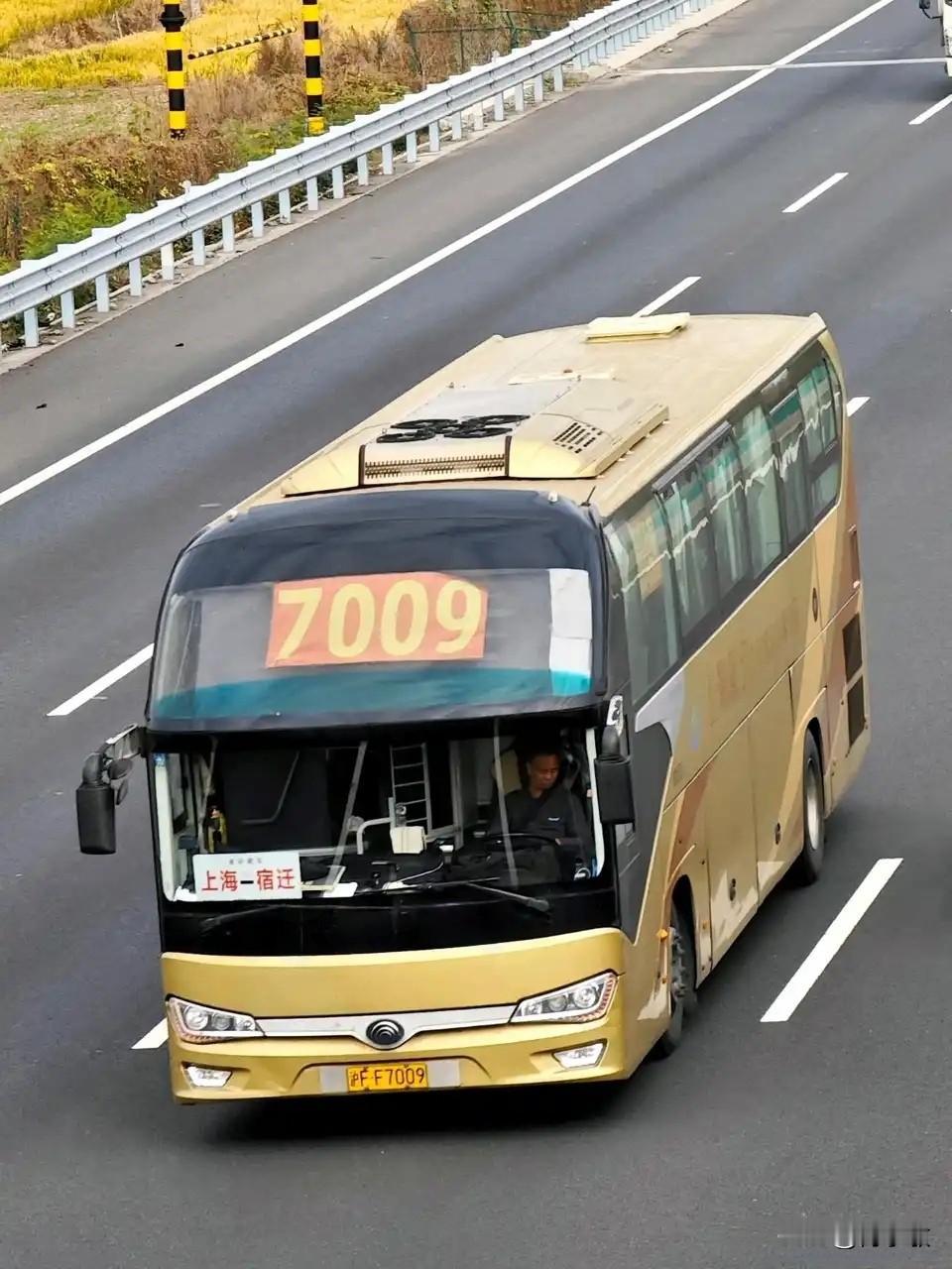 上海市曾经的省际长途线路（七），不知还有多少在跑？

图片素材来源于网络，感谢原