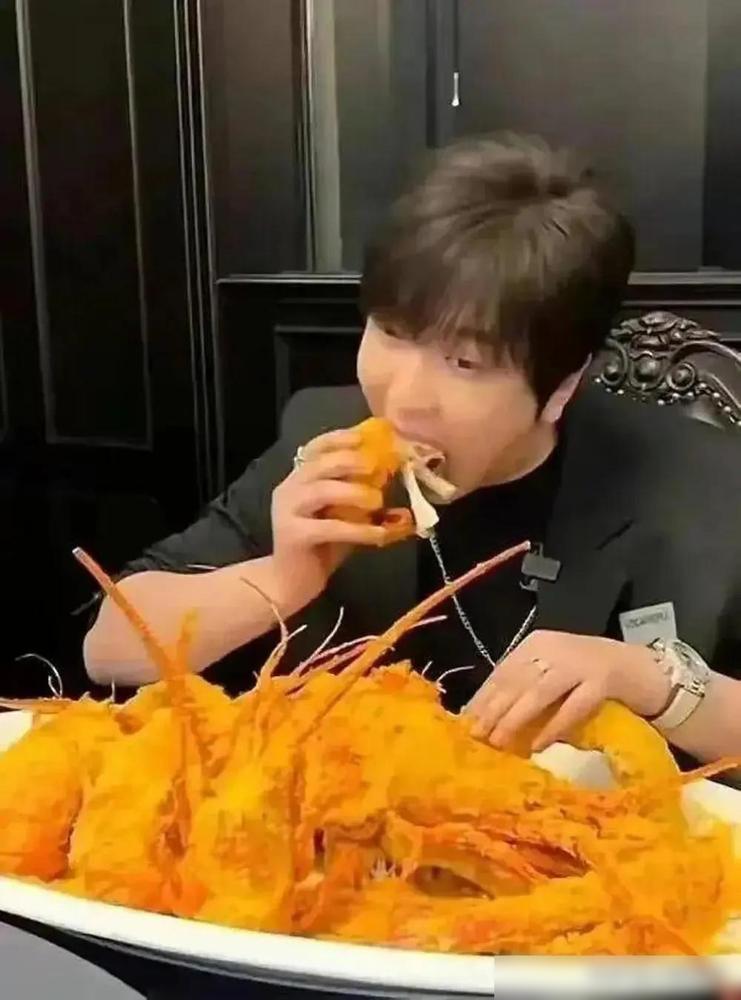 全网全被白冰骗了！

真不是啥同行恶意竞争搞鬼，也不是之前大家猜的炫富翻的车，就
