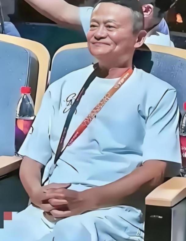 沉默已久的马云再次发声，依旧是语出惊人。

他直言：中国即将出现一种 “恐怖” 