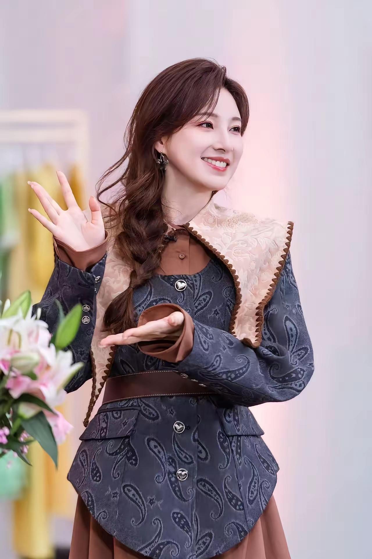 央视最美主持人