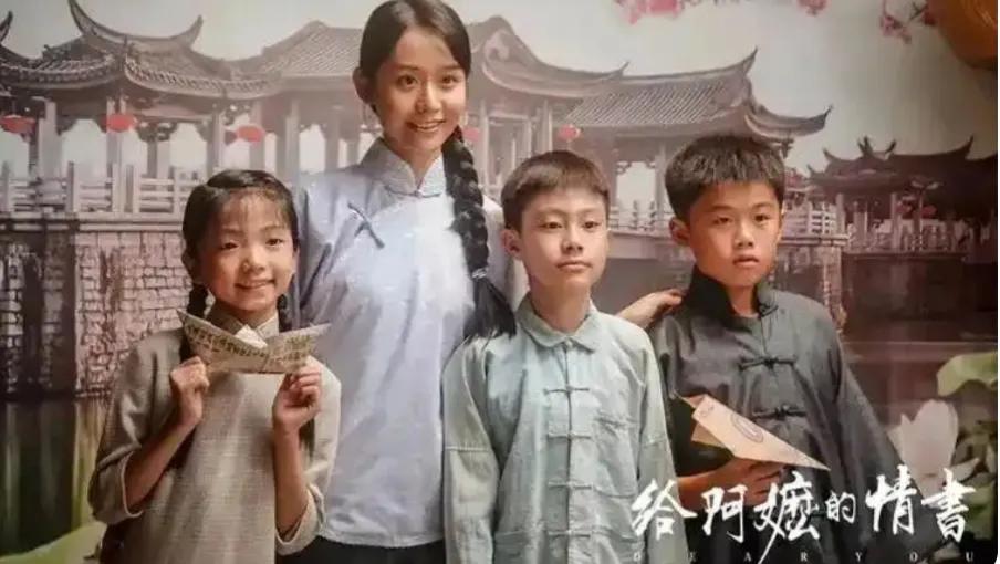 给阿嬷的情书：对我的启示
 
阿嬷从不会说浪漫的情话，却用一生的温柔，写给我最动