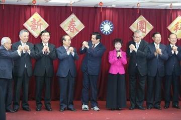 国民党的“三个太阳”究竟是哪三位？蓝营2028由谁披挂上阵并赢下关键战？
蓝营现