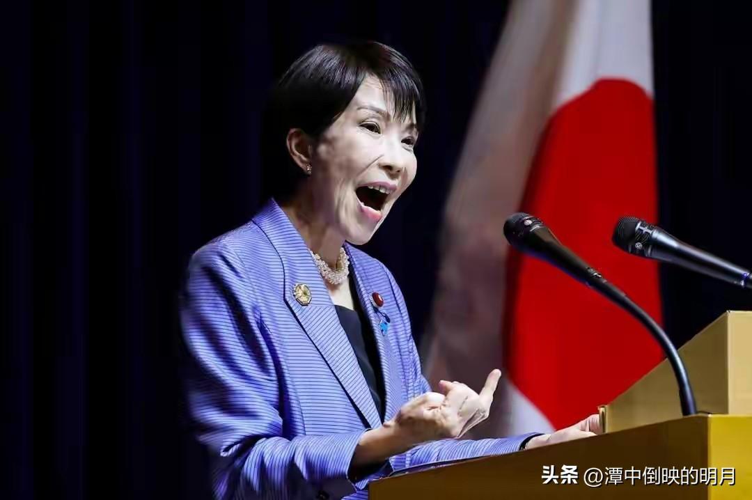 中方连发两道通牒，不到24小时，两万日本民众聚集，喊话高市住手

 
一个国家最