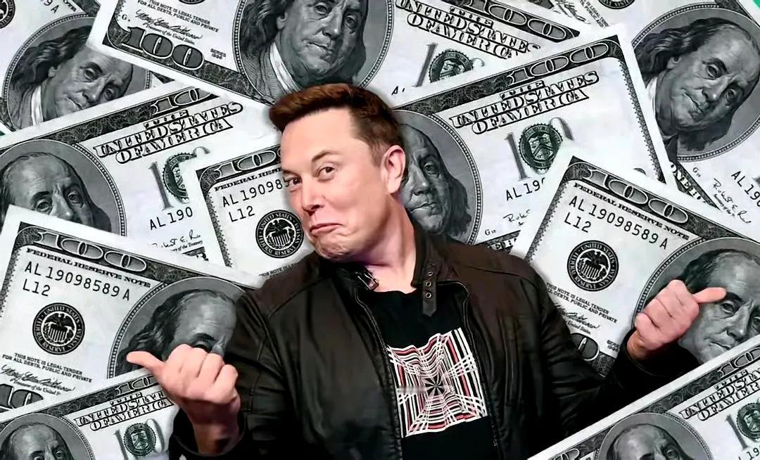 外网已经疯传，世界首富马斯克极有可能在美国大选前秘密飞往中国。
​它最大的工厂在