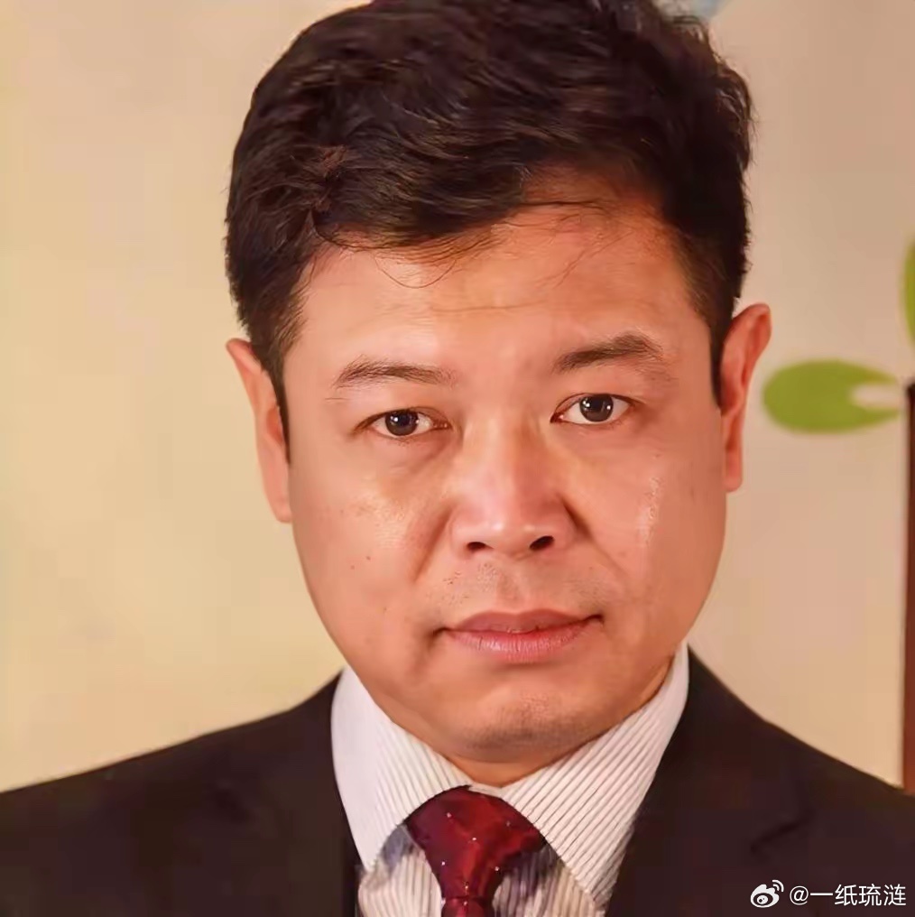 杨学志最尴尬的地方，不是因为他对“韬定律”的质疑引来了项立刚的猛烈反击，时至今日