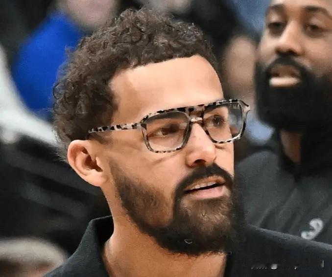 据奇才随队记者Joshua Robbins表示，如果特雷-杨在本赛季剩余时间里还