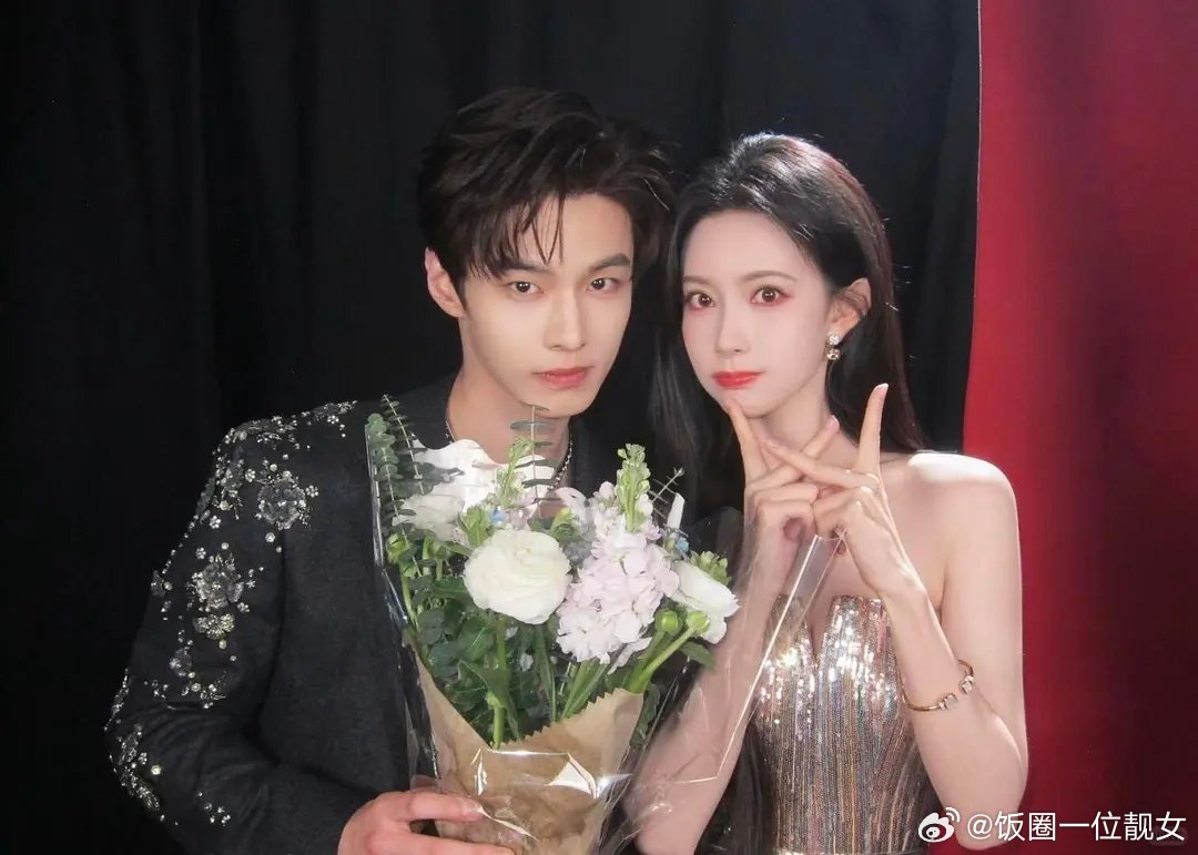 百花杀营业图，感觉还是跟李昀锐有CP感 