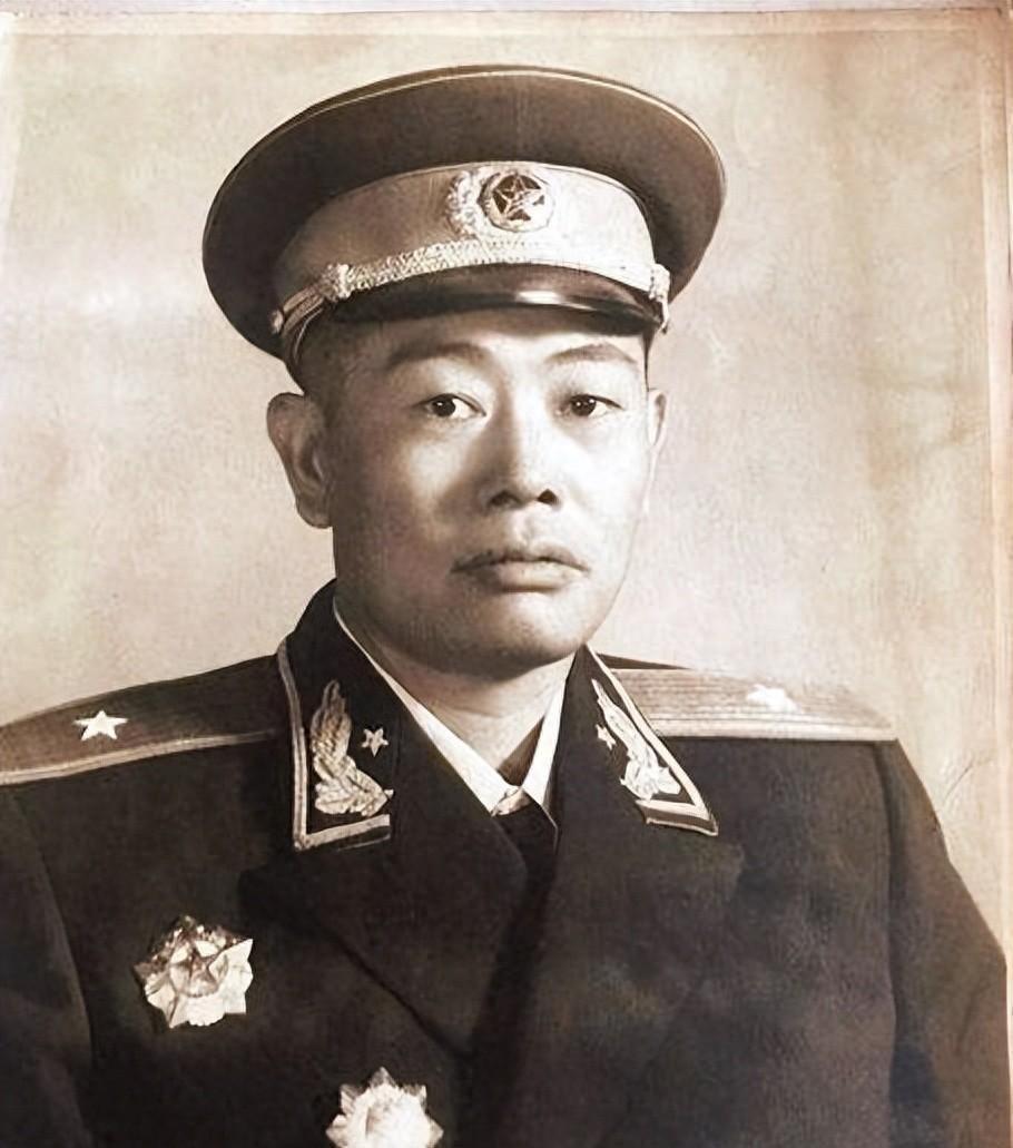 1977年龙开富重病临终时，希望党中央批准他回到毛主席身边，这个特殊请求能实现吗