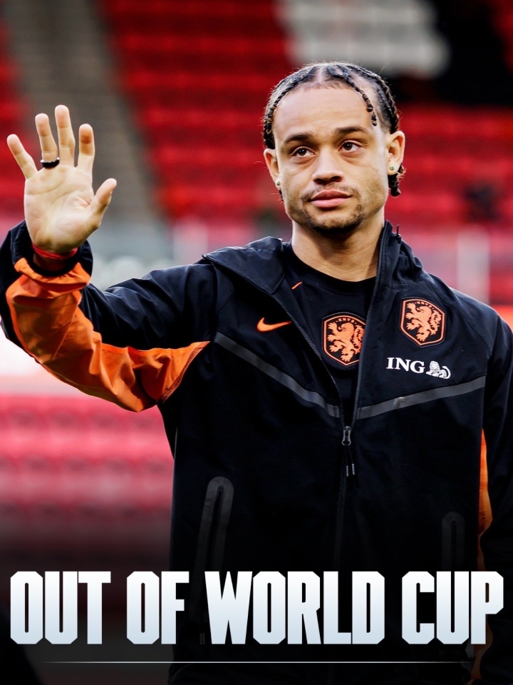 #西蒙斯十字韧带撕裂无缘世界杯#据罗马诺报道，热刺攻击手、荷兰国脚哈维·西蒙斯十