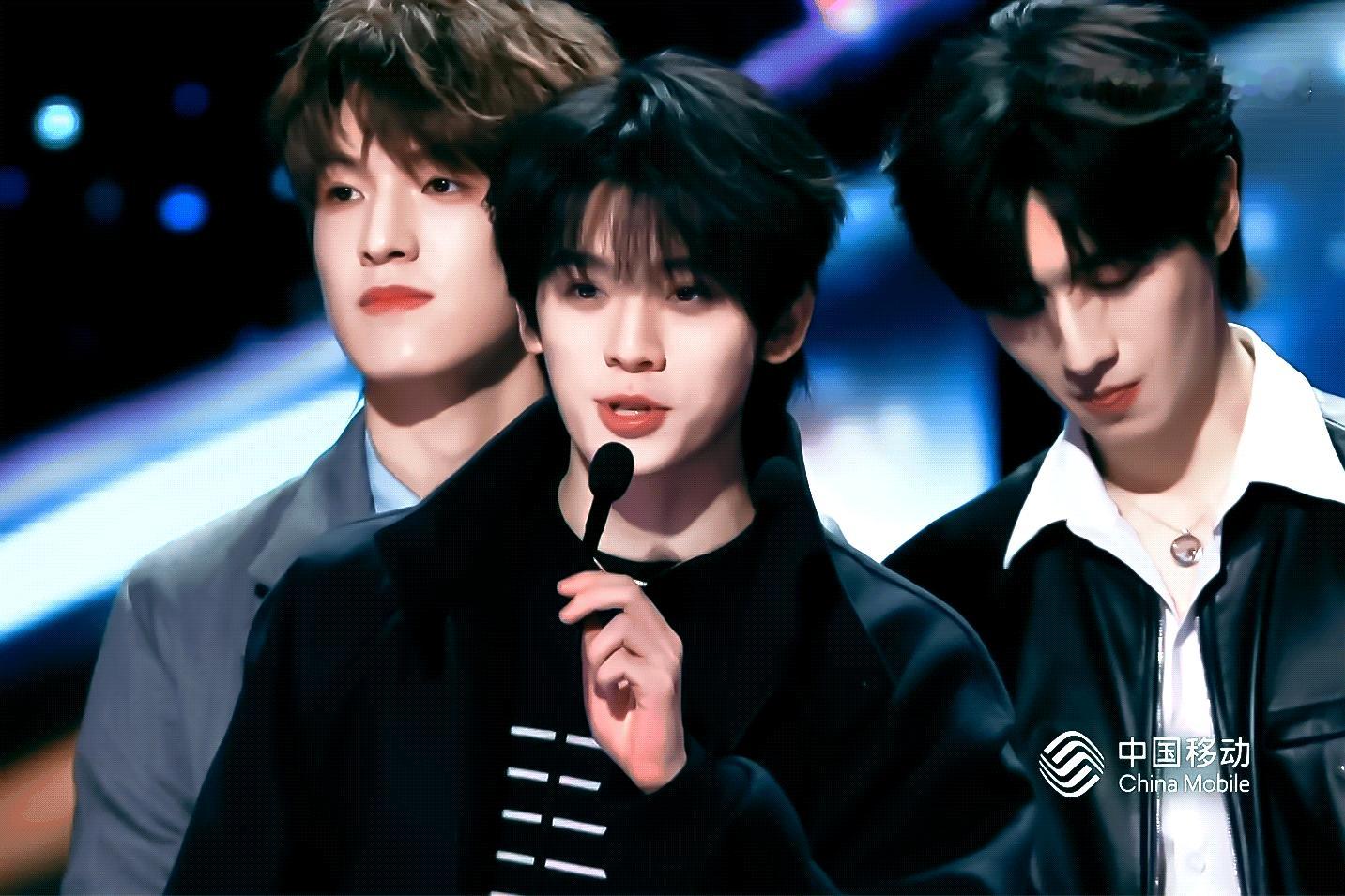 🖤𝗧𝗔𝗢𝗤𝗜桃汽渲光𝗫𝗨𝗔𝗡𝗚𝗨𝗔𝗡𝗚🖤一个楼属