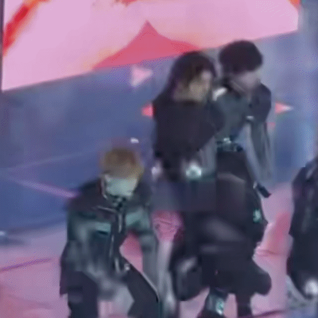 对此想说：肌无力的牛蛙，出水帘洞结果脚滑跌了的泼猴。。。 