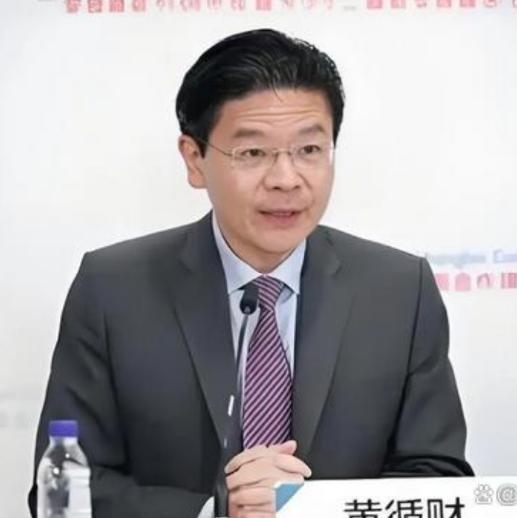 新加坡晚宴空无一人！新总理一句话，把“平衡术”玩砸了？新加坡驻华使馆精心筹备了一