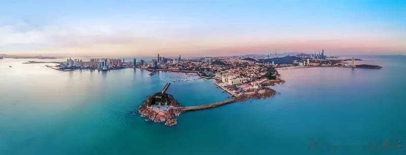 想来青岛的友友们，这个星期记得多带保暖的衣服。

青岛天气预报说，未来几天，青岛