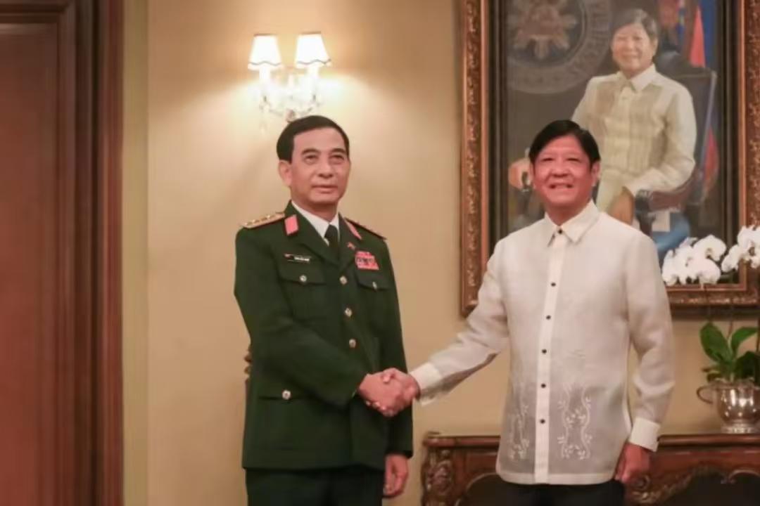 越南为什么要说一套做一套？
 
当越共新上任的总书记苏林把出访的第一站选择中国时