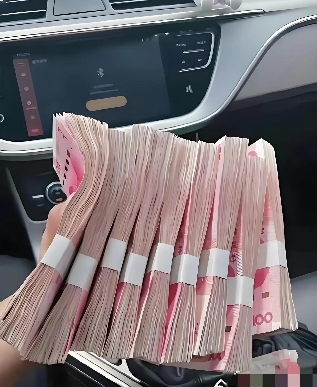 你有没有慢慢看明白一件事？
手里有点存款，才是普通人最真实的安全感。
在现在这个