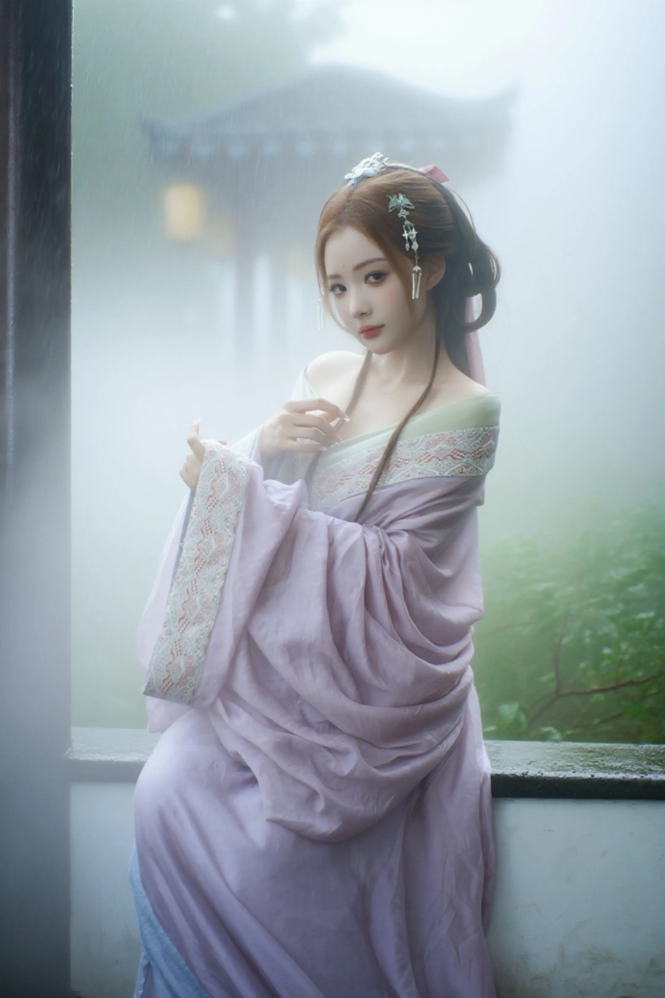 于是 我开始期待你掌纹里有我的命运