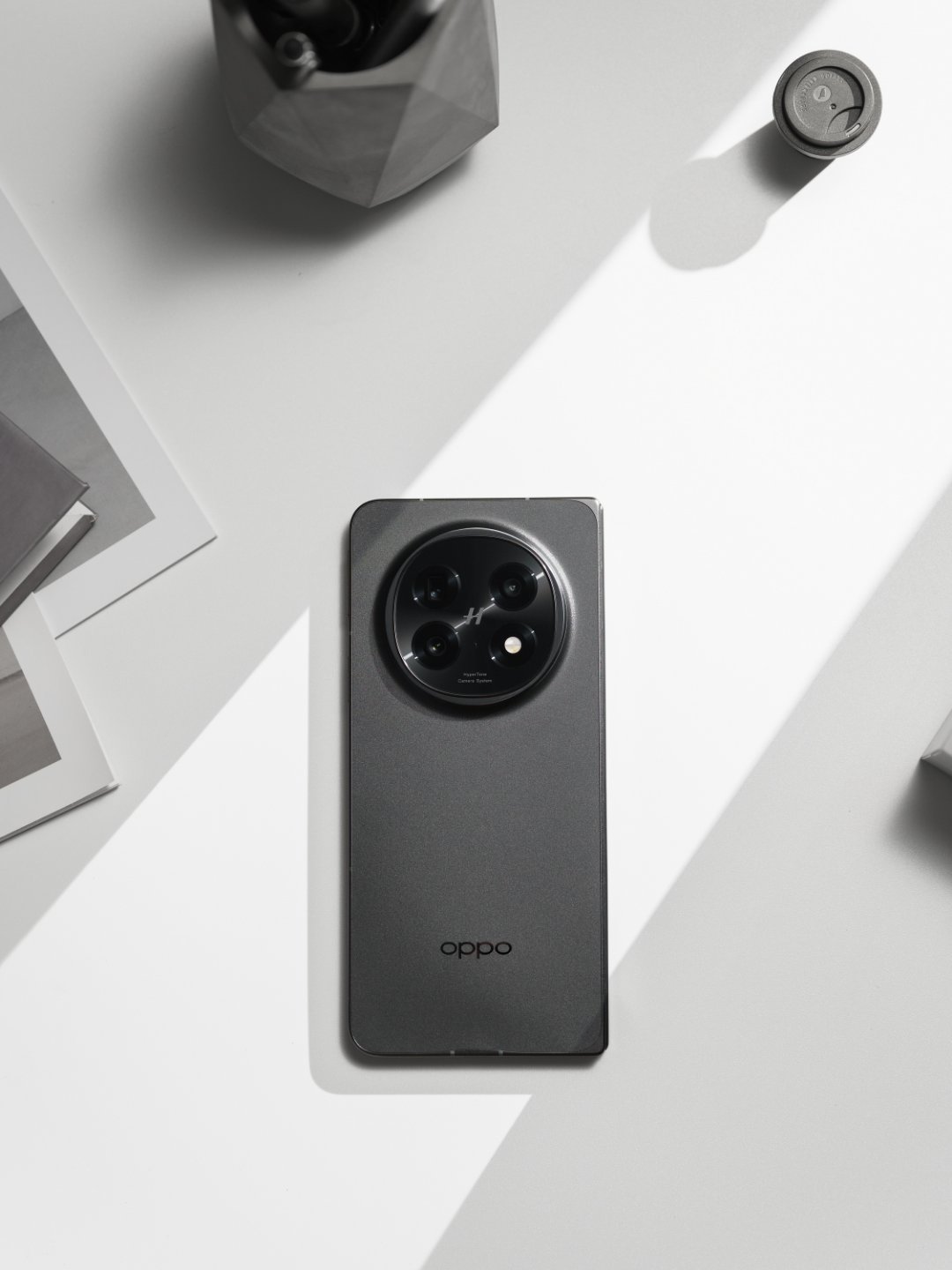 你会买一万多的折叠iPhone吗 ？对我来说不会。一万多，选国产的那几个大折会更