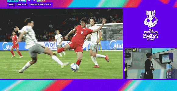 朝鲜女足踢球真的脏，这个9号球员这样的动作都不给红牌，结果全场这个9号多次出现不