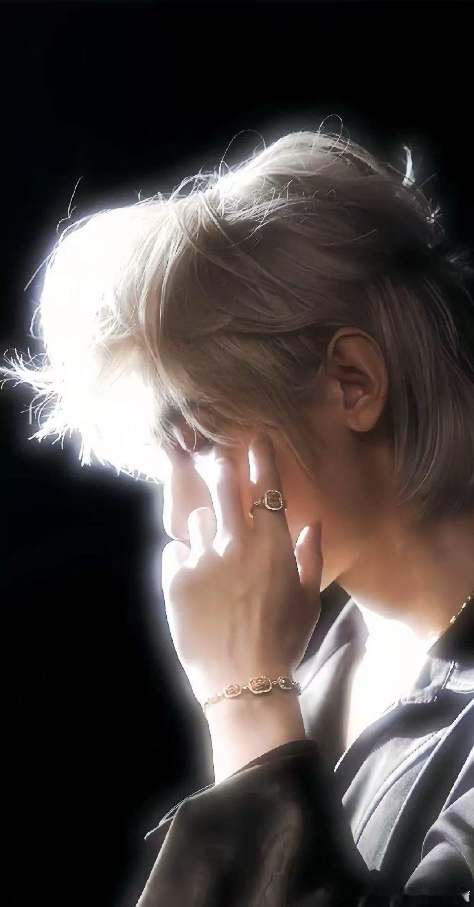 🎐 风铃寄信 · 悸动签收 🎐```  　　　　　　⋆｡°✩  ✧  ✩°｡