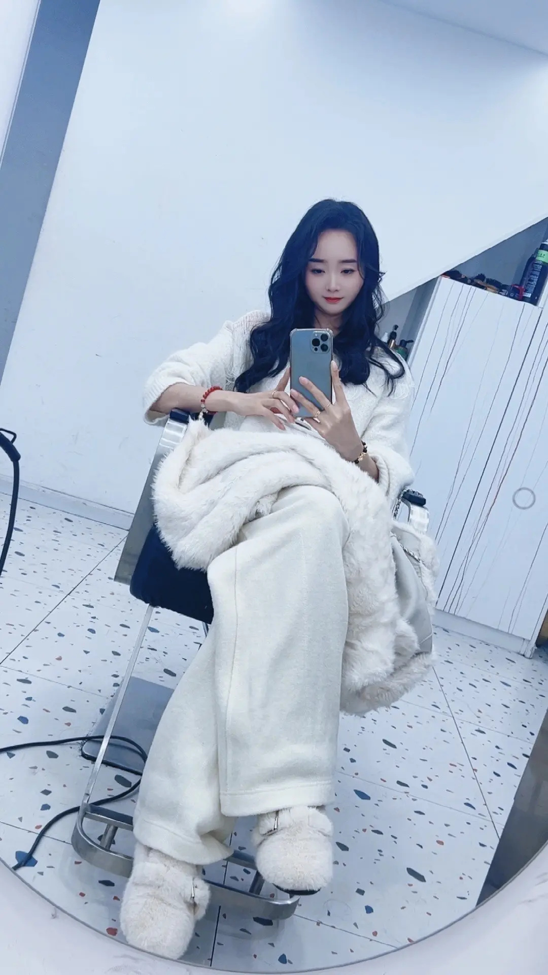 单曲循环，其实听的是自己的心情。