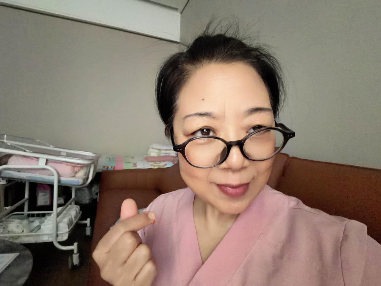 很多人羡慕月瘦的高工资，却不知高工资背后付出的辛苦……就拿晚上休息来说吧，大多数