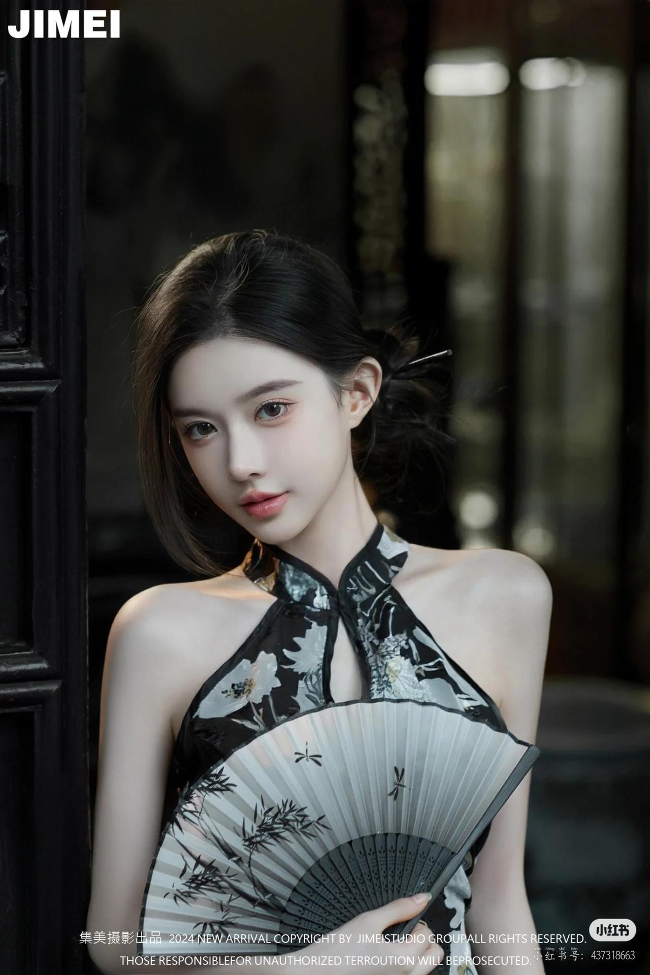 晒图笔记大赛美女旗袍穿搭写真