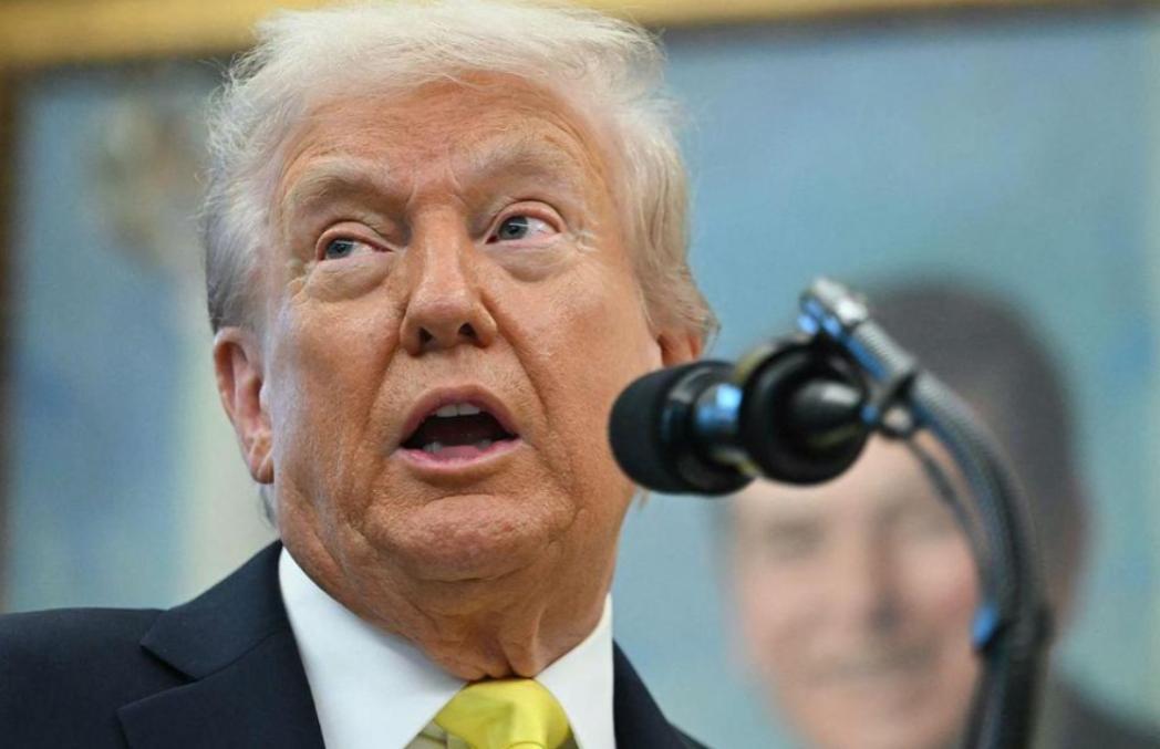 既然美国主动撕下了“战略模糊”的最后一块遮羞布，那中国就没必要再留任何回旋余地！