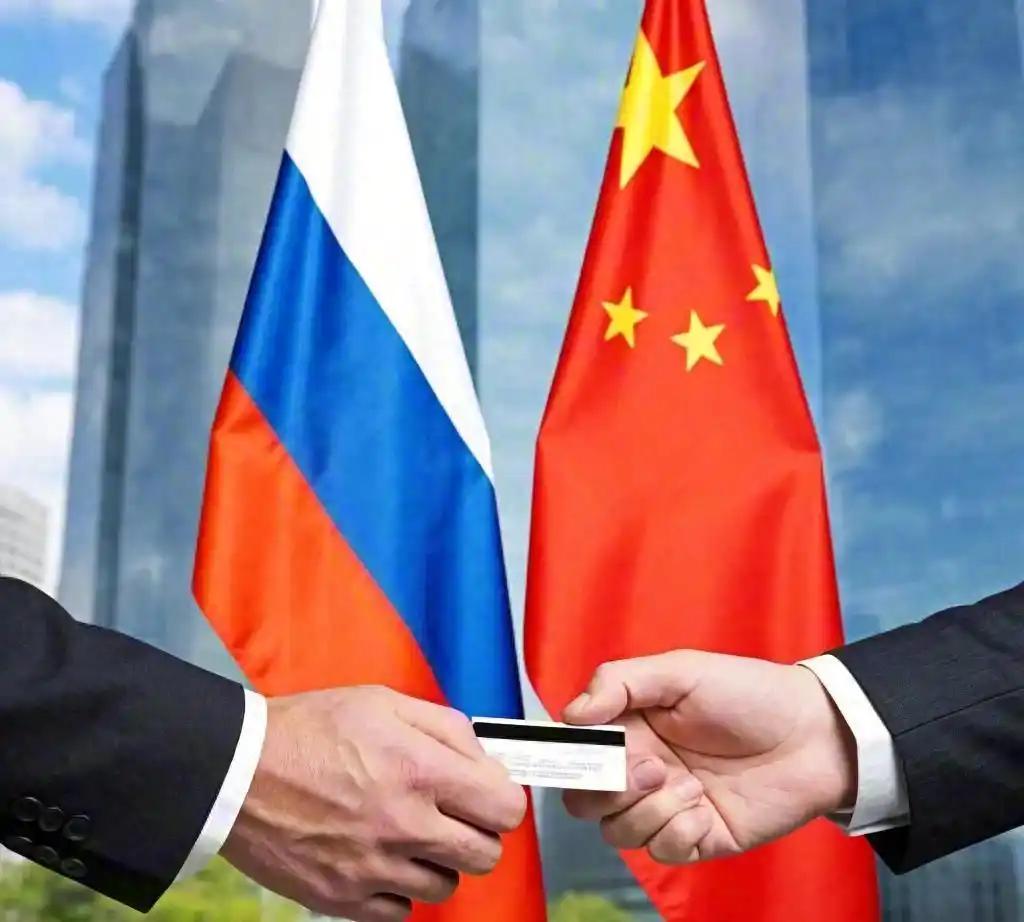 乌克兰，终于醒了？原以为俄罗斯背后最铁的盟友，是伊朗和朝鲜，结果绕了一圈才发现：