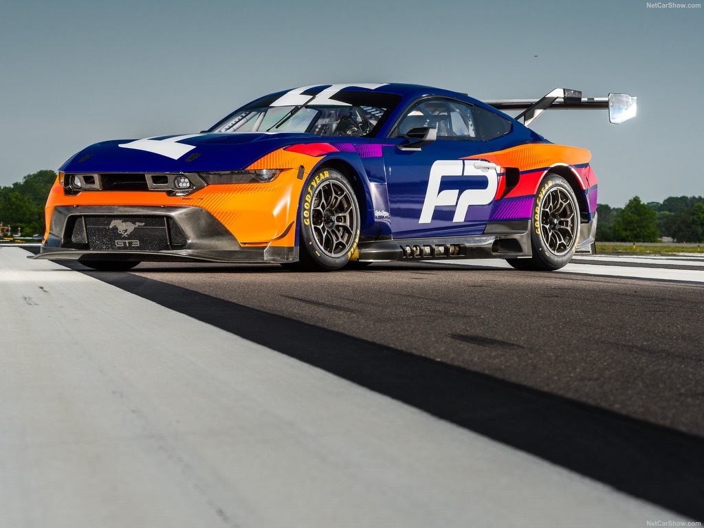 福特Mustang GT3、福特也开始进军GT行列啦！搭载5.4升V8自然吸气发