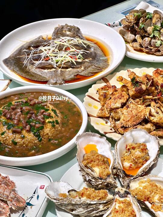 就是这口香辣蟹🦀让我到现在还念念不忘……