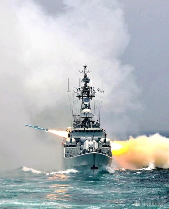 这个战略是对的，如果家无宁日，则无法安心发展经济。
经济不发展，老百姓的收入很难