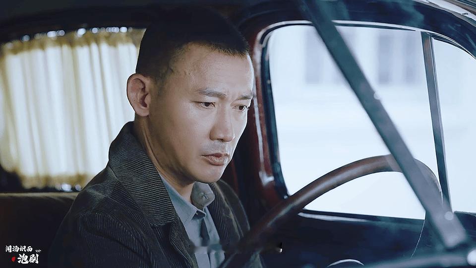 #暗夜与黎明# 就爱看这种斗智斗勇的情节！ ​​​