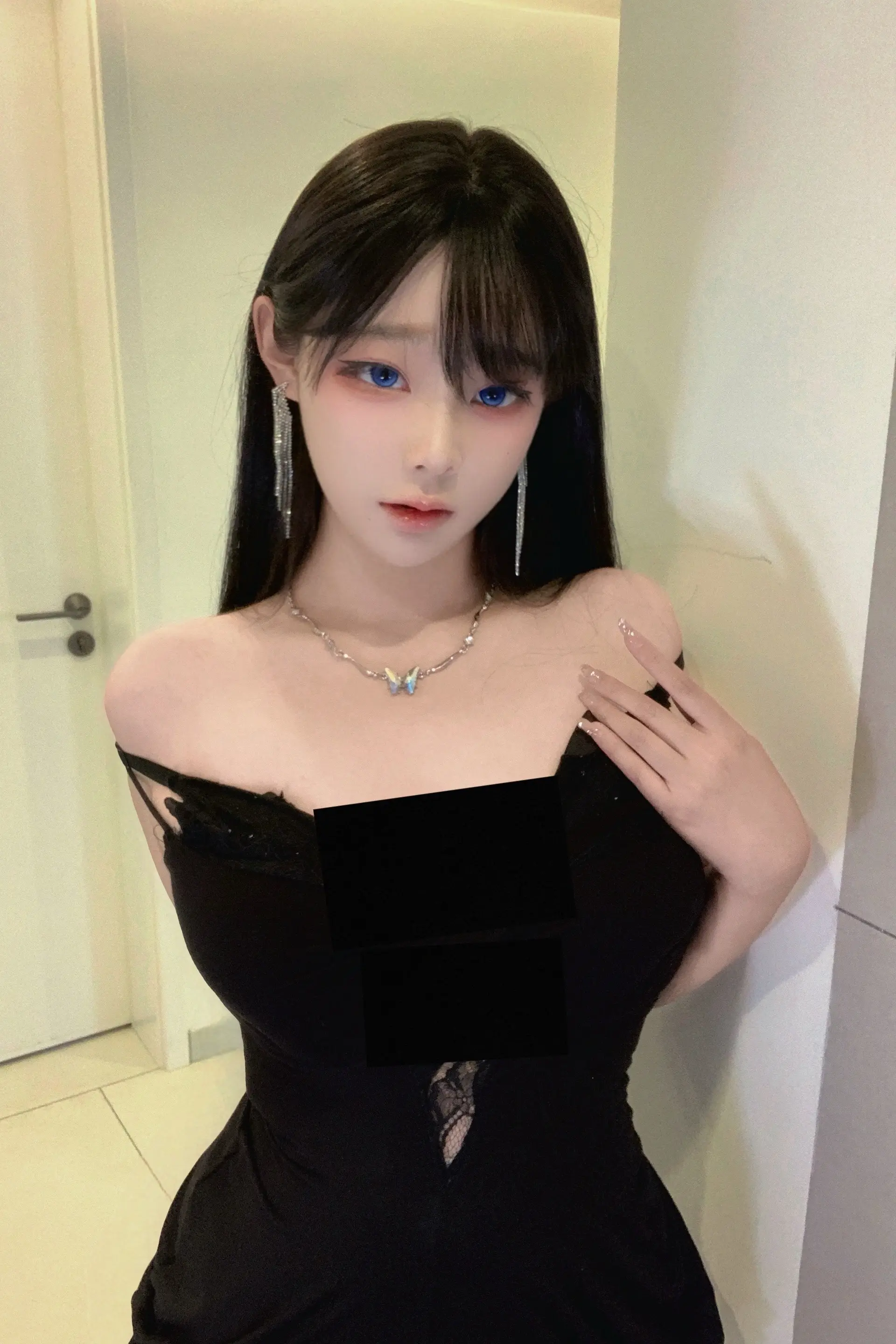 你会遇见对你好的妻子，因为你年纪大了要结婚了 但我还年轻 我要继续玩了
