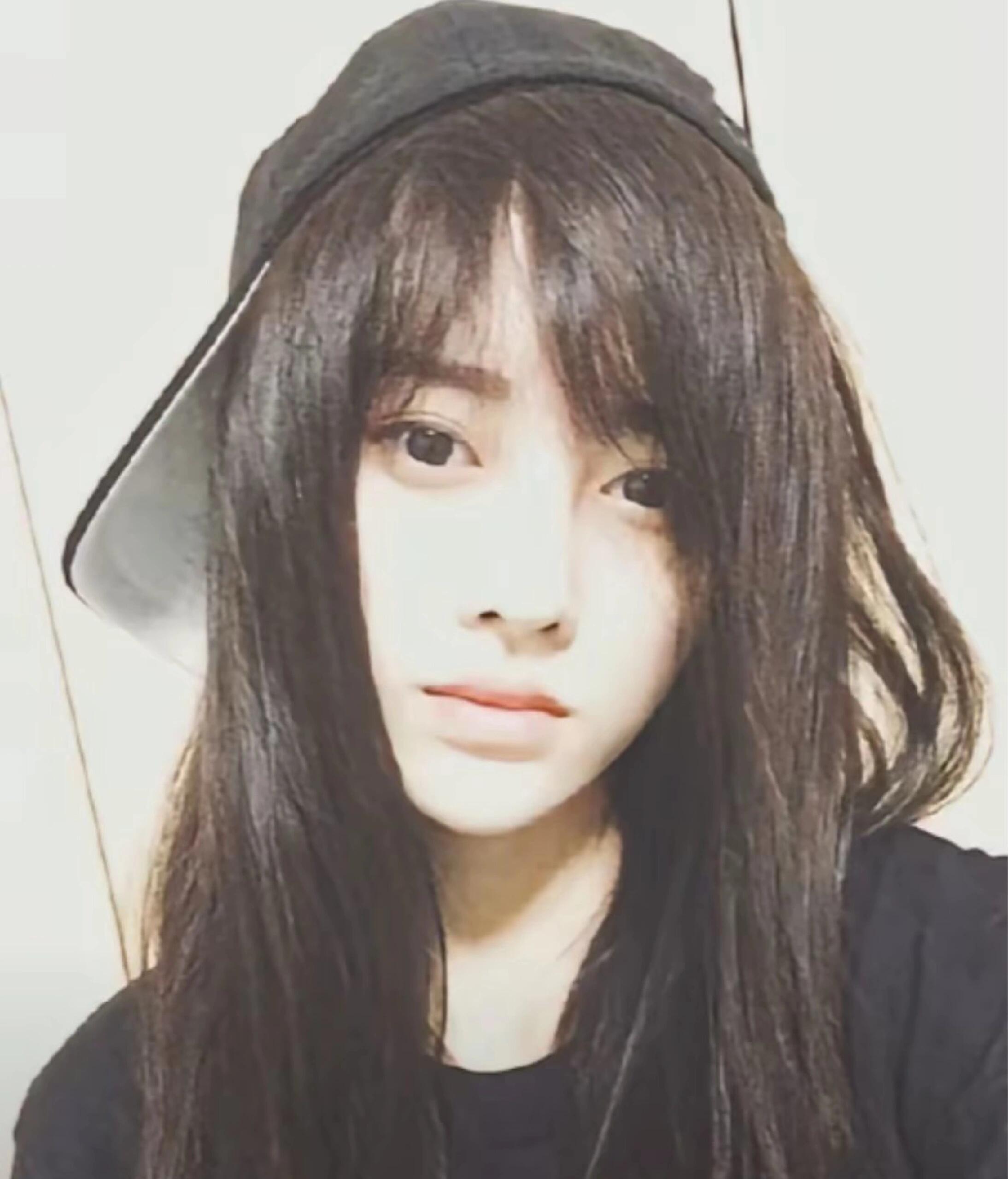 鞠婧祎混过社会卖过萌 