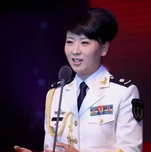 闫学晶是军人吗？她为啥能直播带货？

1月10日，演员闫学晶多个社交平台账号被禁