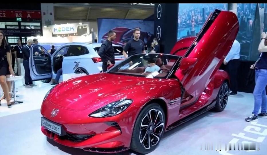 德国媒体最近又开始作妖了！
德媒叫嚣