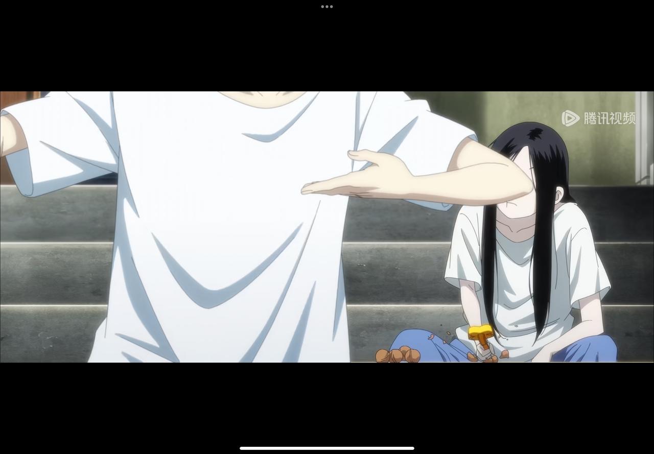 一人之下宝儿姐拿着如意砸核桃这一段，我是反复观看了三遍，你别说仇让这个护身法法器